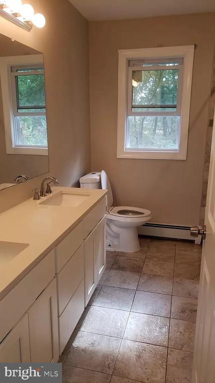 32 Locker St