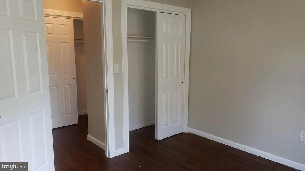 32 Locker St