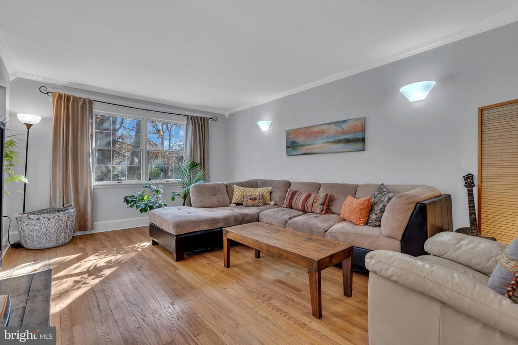 103 Mercer Ave