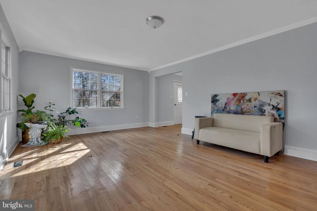 103 Mercer Ave