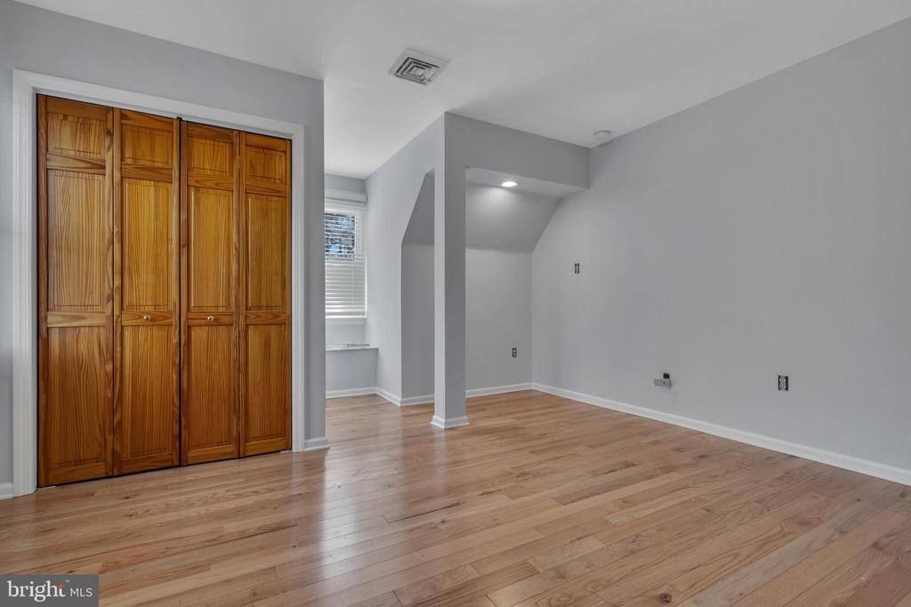 103 Mercer Ave