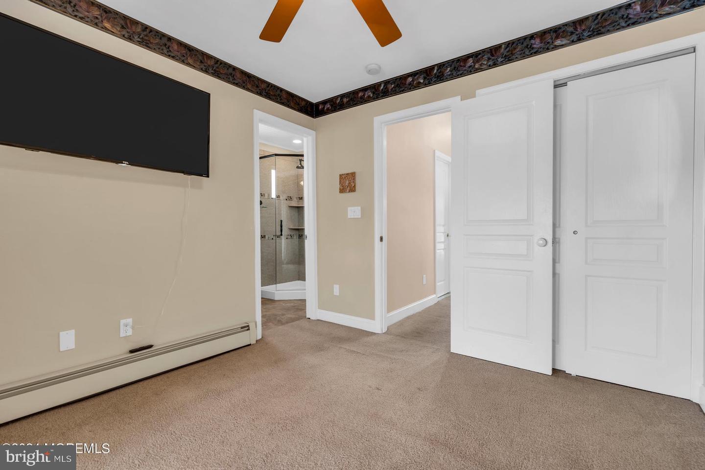 1005 Mauna Loa Dr