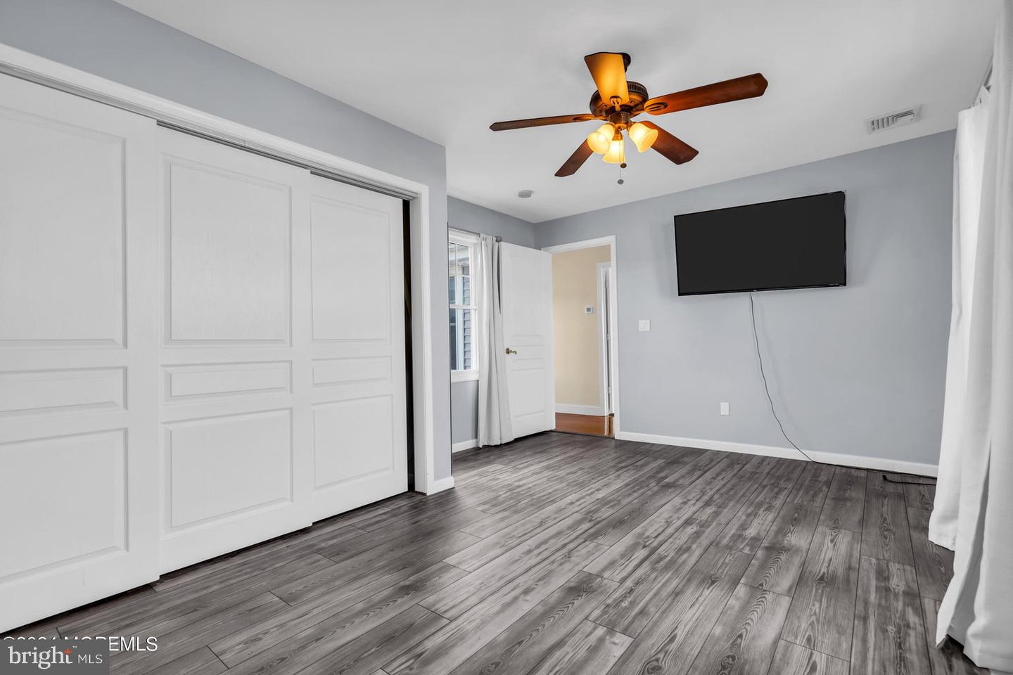1005 Mauna Loa Dr