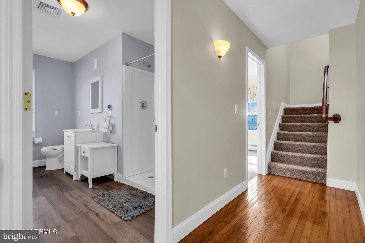 1005 Mauna Loa Dr