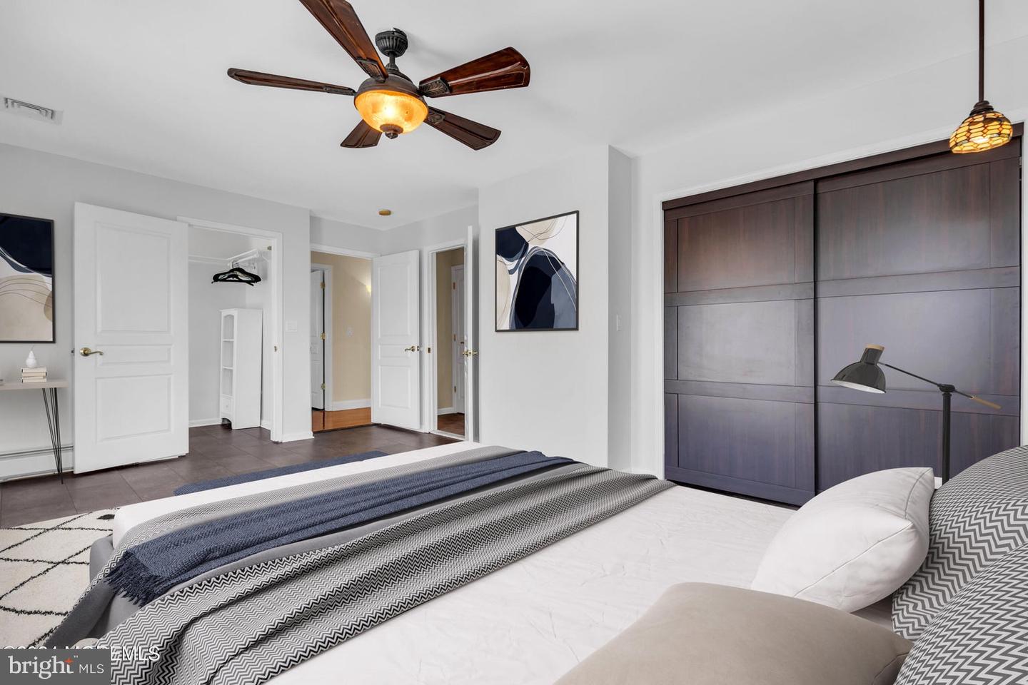1005 Mauna Loa Dr