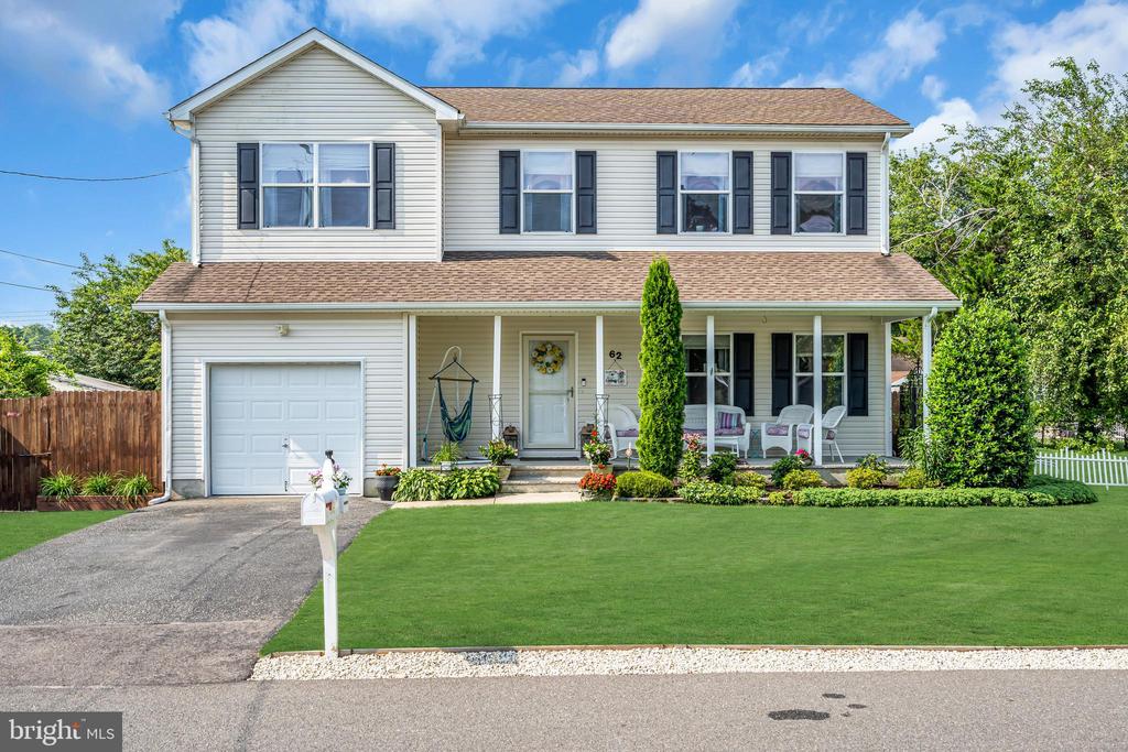 62 Illinois Ave