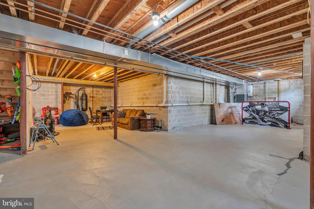 1428 Pershing Ave