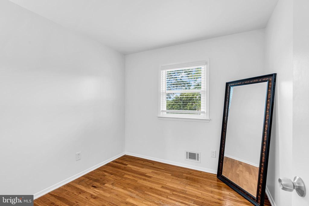 640 Georgia Dr