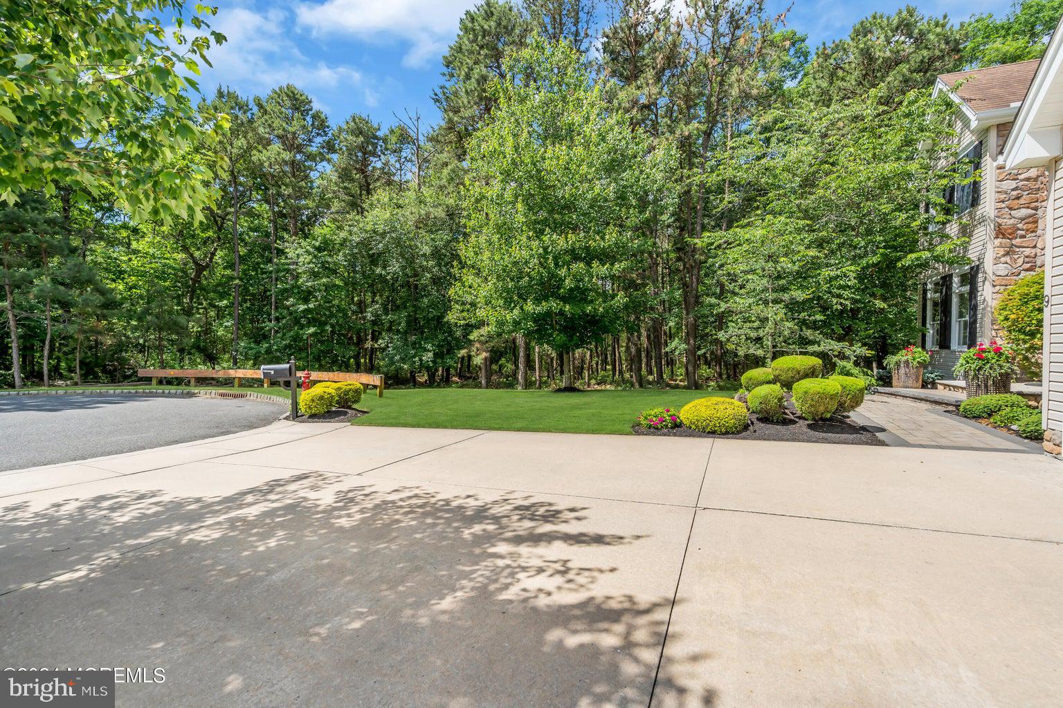9 Heather Way
