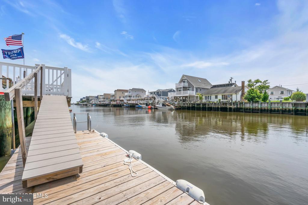 108 E Dory Dr