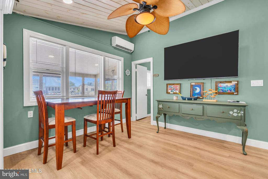 108 E Dory Dr