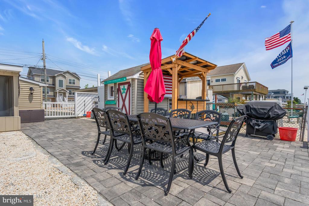 108 E Dory Dr