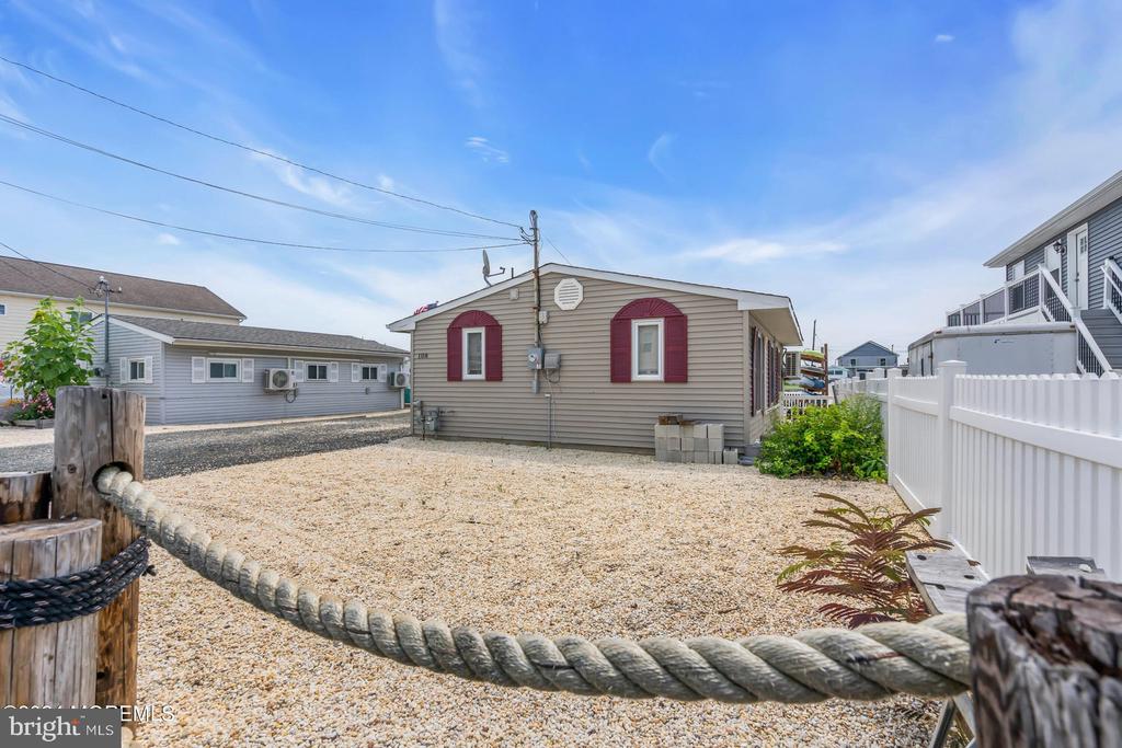 108 E Dory Dr