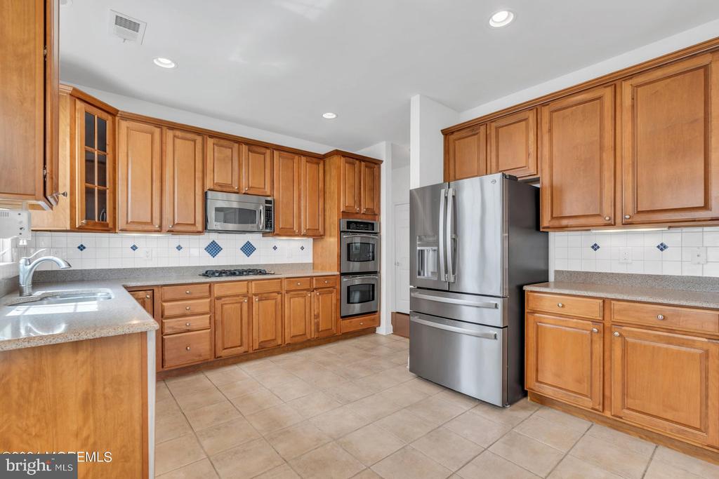 28 Avalon Way