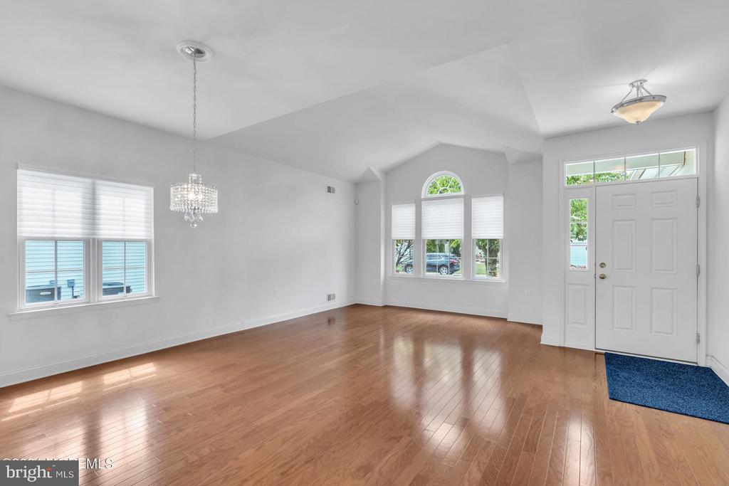 28 Avalon Way
