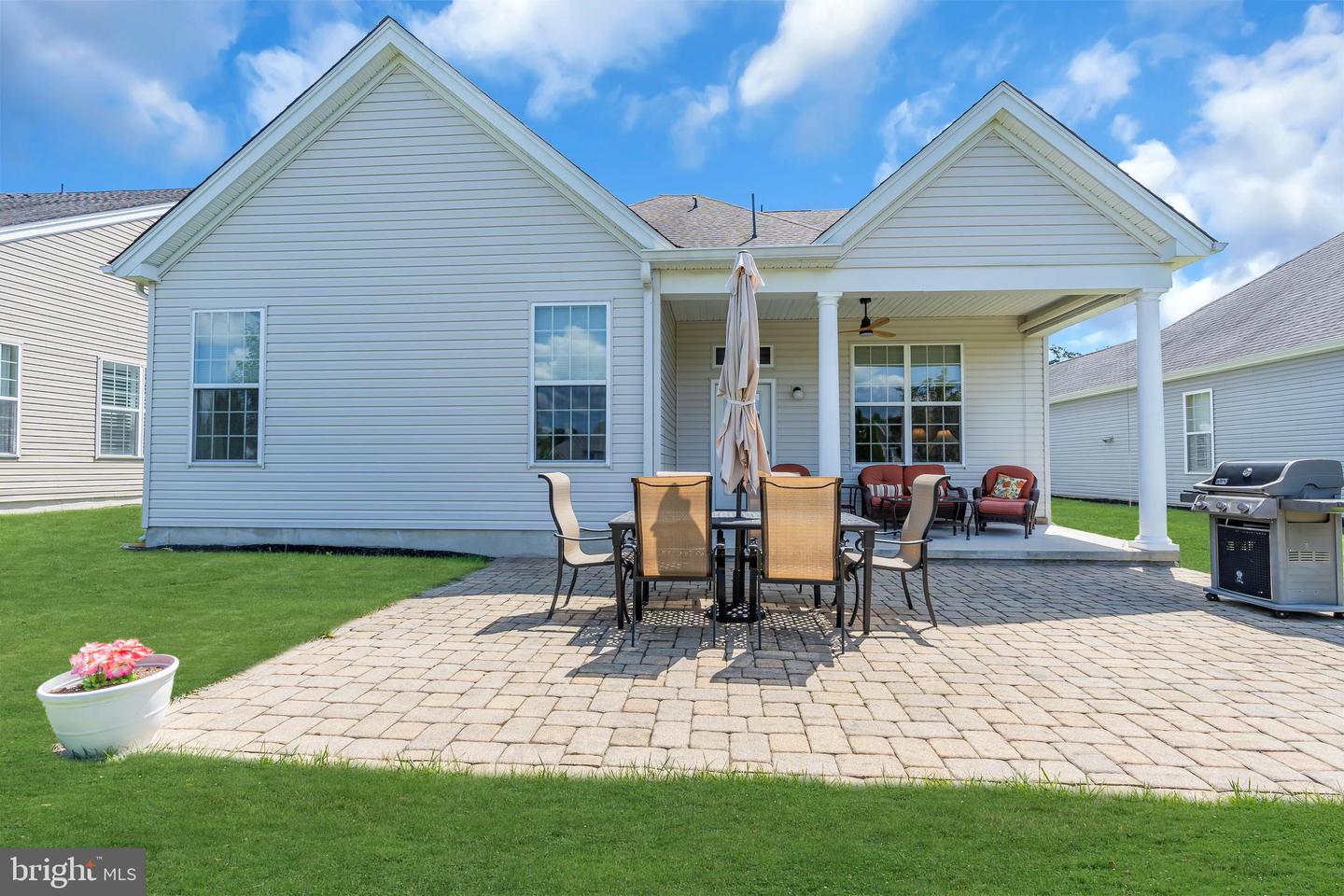 92 Arborridge Dr