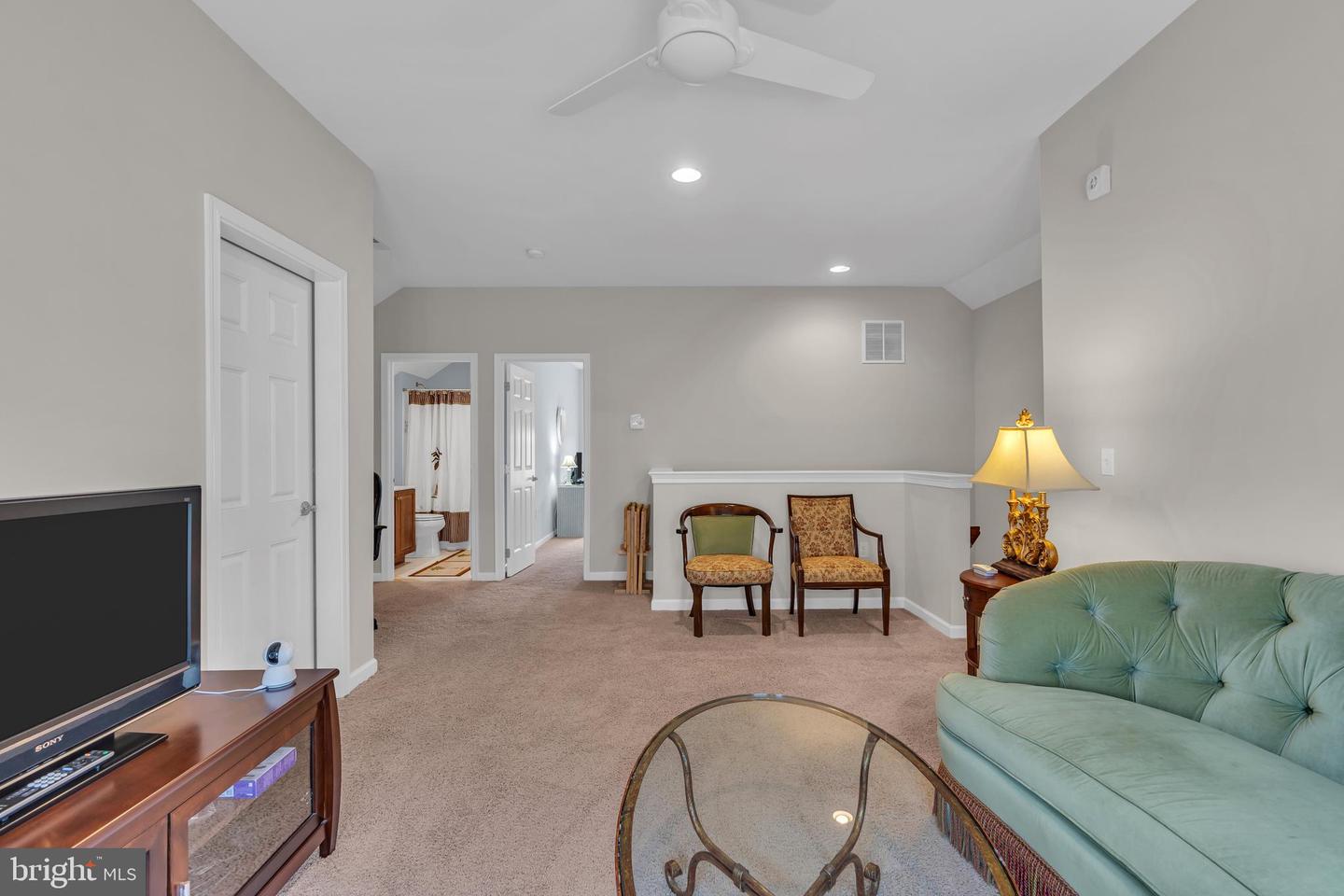 92 Arborridge Dr