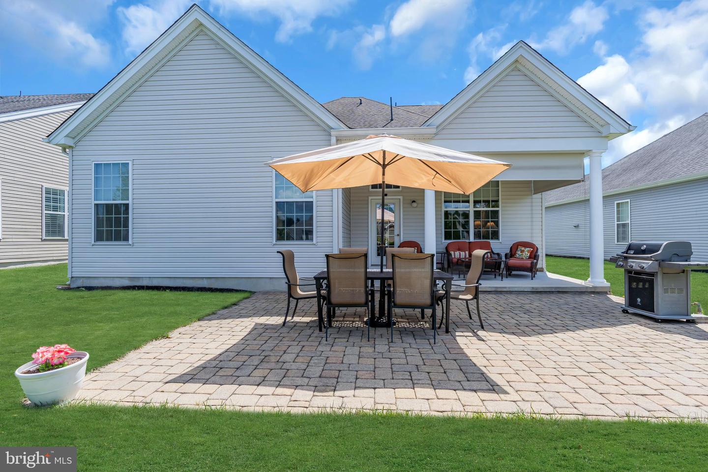 92 Arborridge Dr