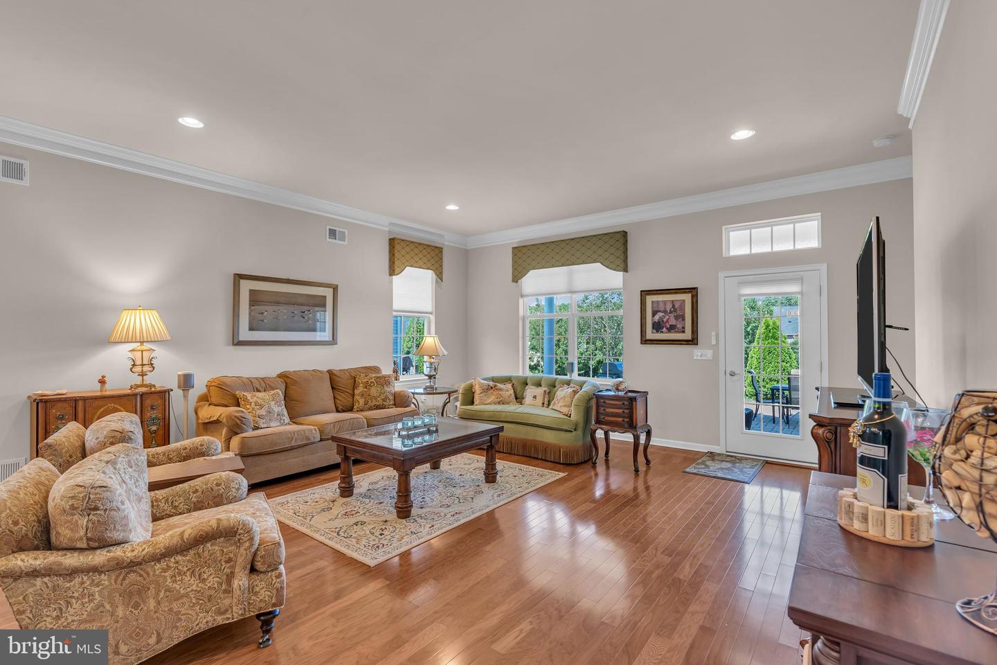 92 Arborridge Dr