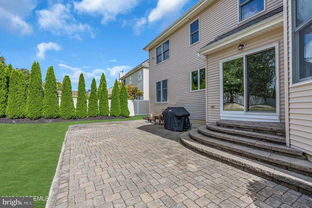 51 Vicari Way