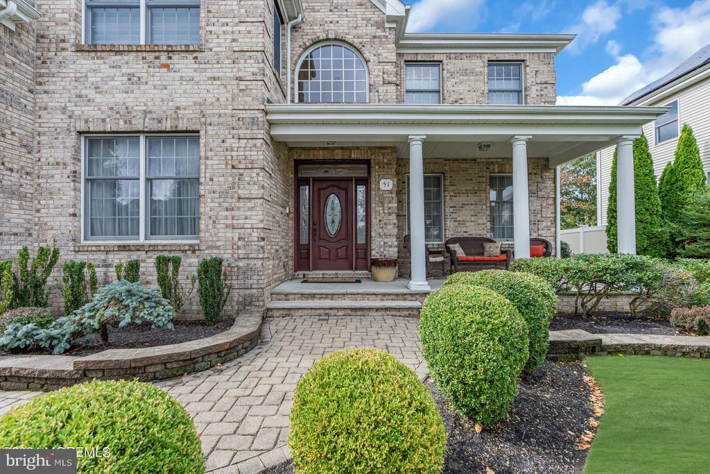 51 Vicari Way