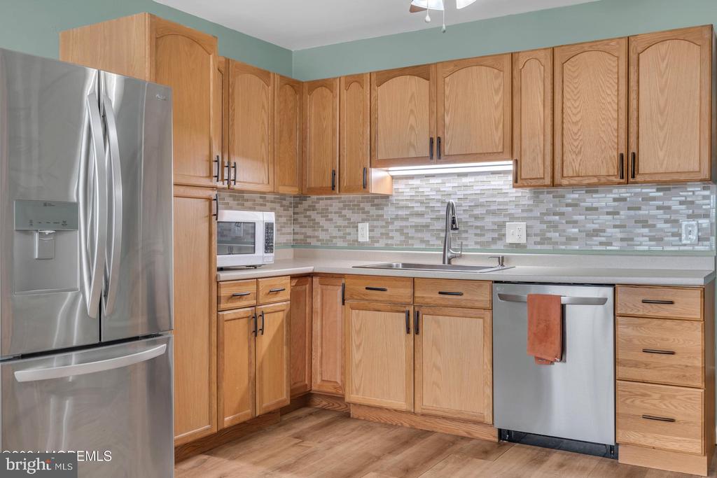 29 Bayberry Dr