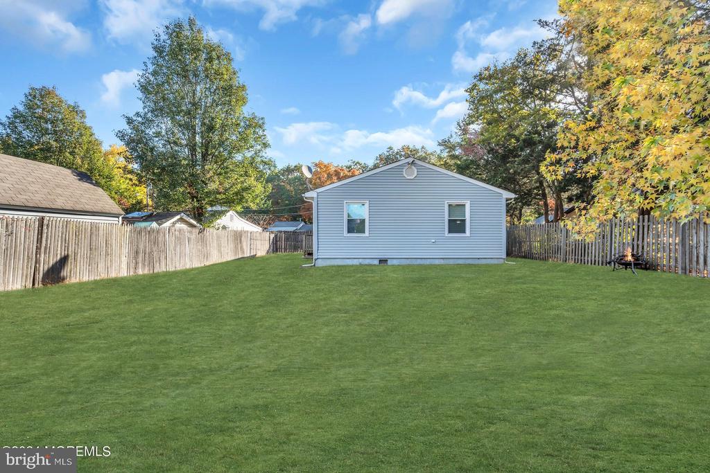 29 Bayberry Dr