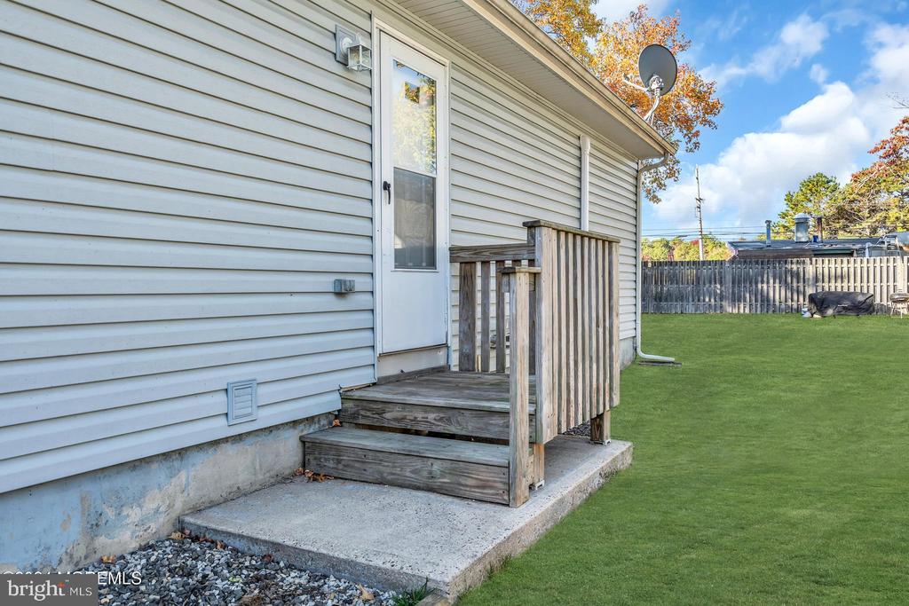 29 Bayberry Dr