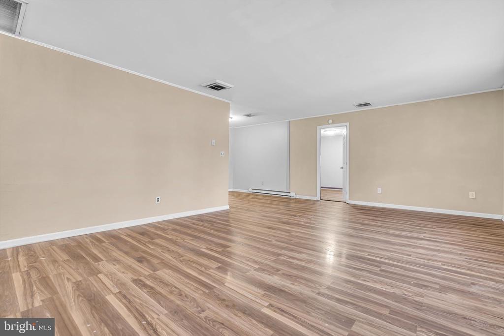 409 Nautilus Blvd
