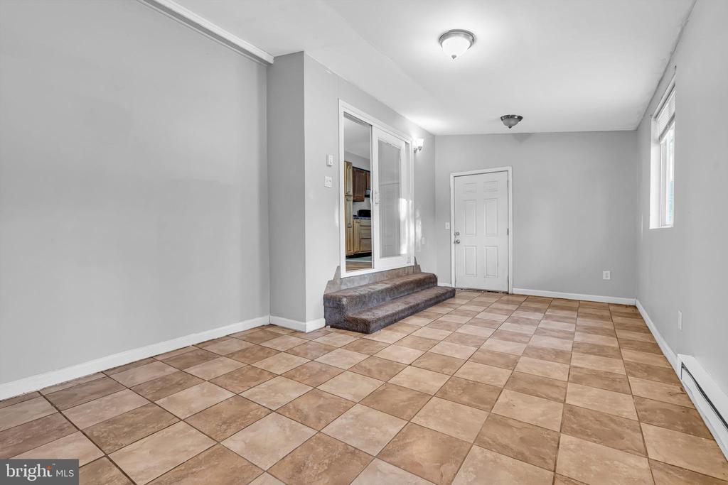 409 Nautilus Blvd