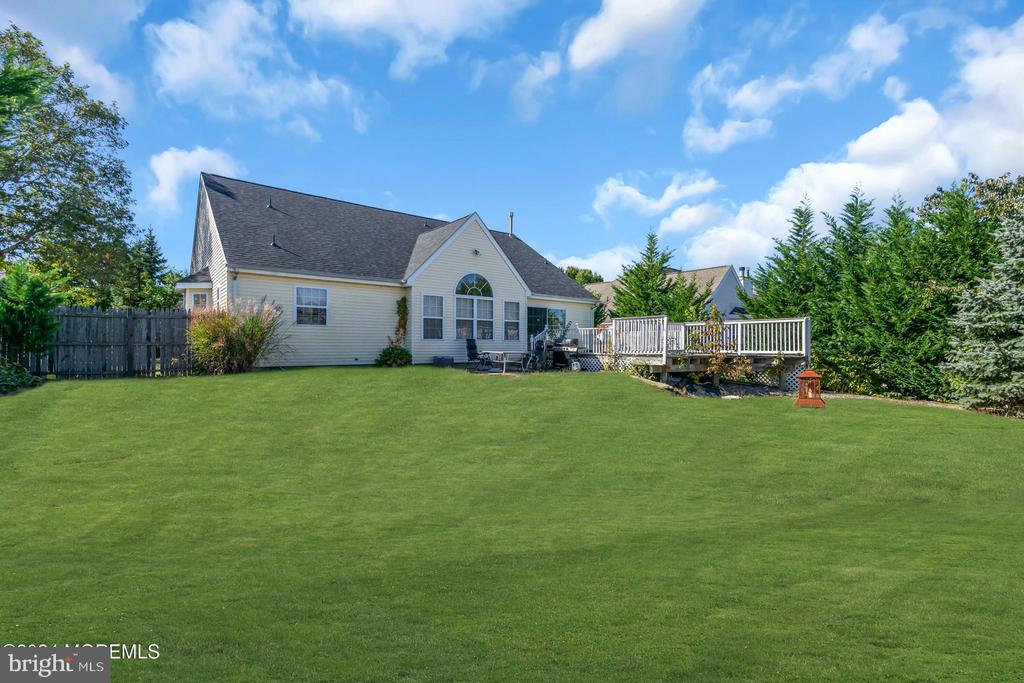 180 Compass Rd