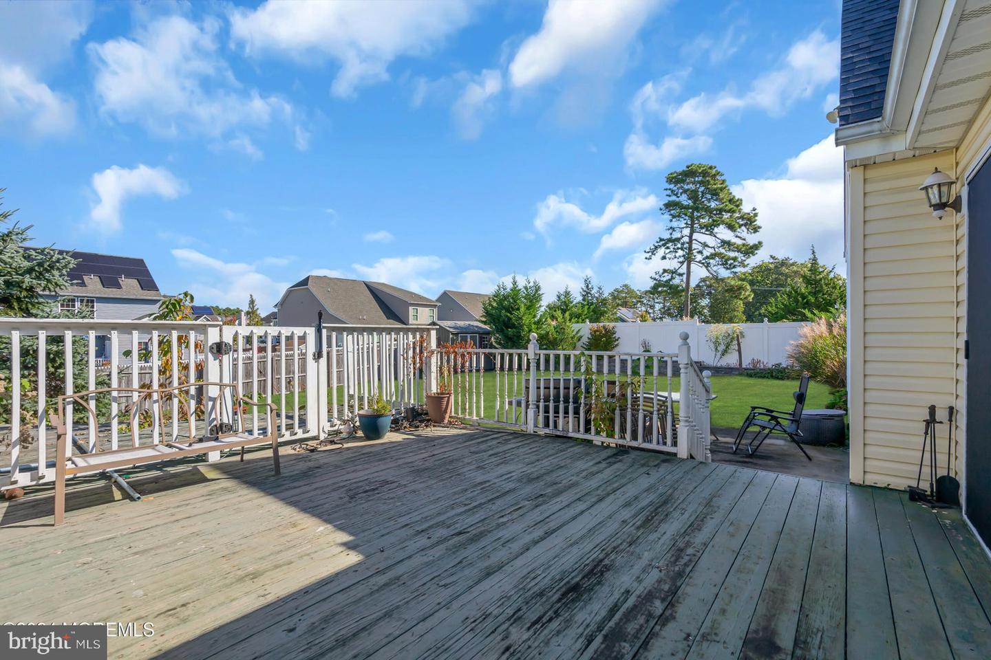 180 Compass Rd
