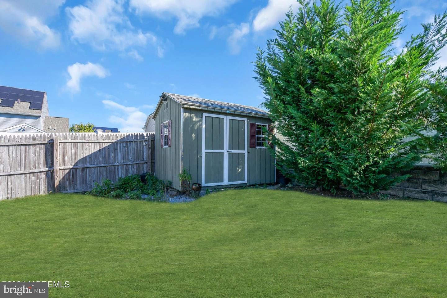 180 Compass Rd