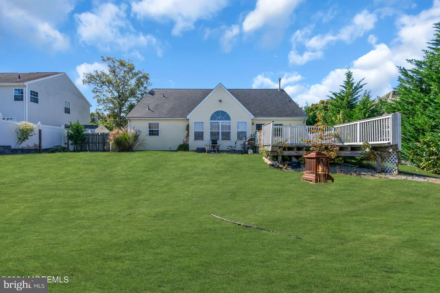 180 Compass Rd