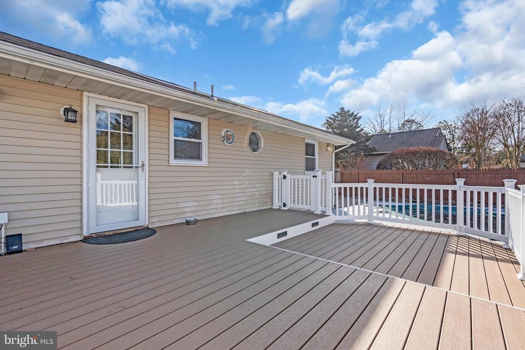 2122 Pineview Rd