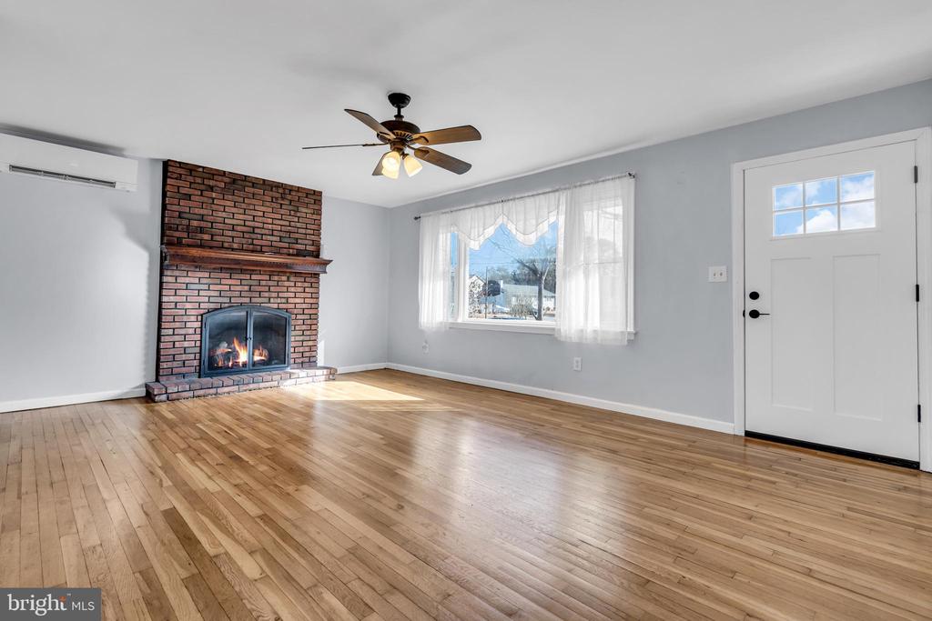 2122 Pineview Rd
