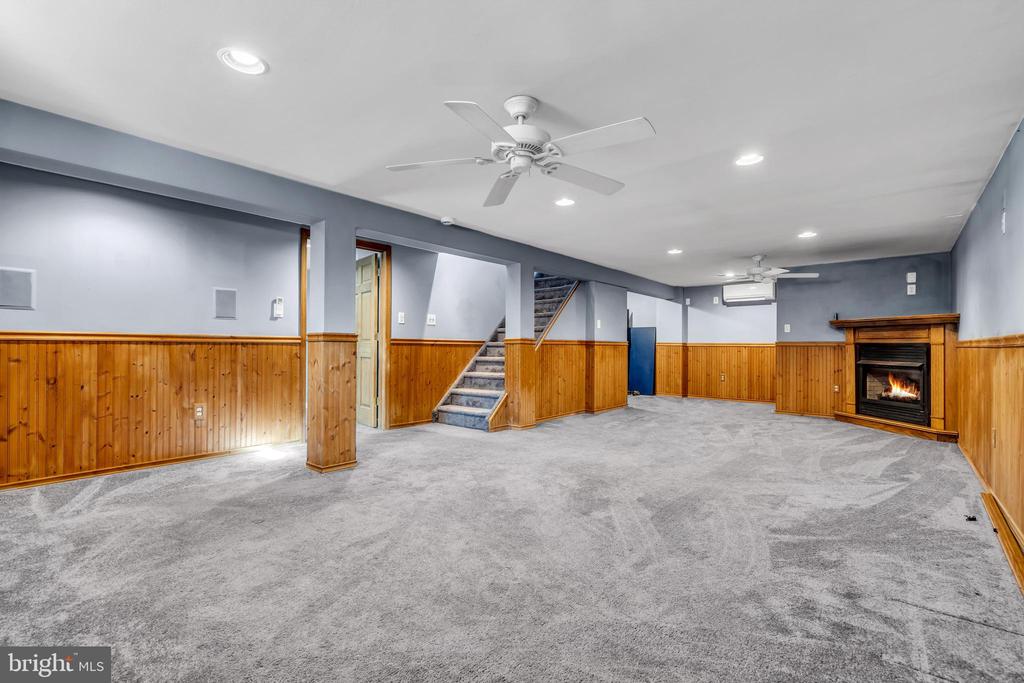 2122 Pineview Rd