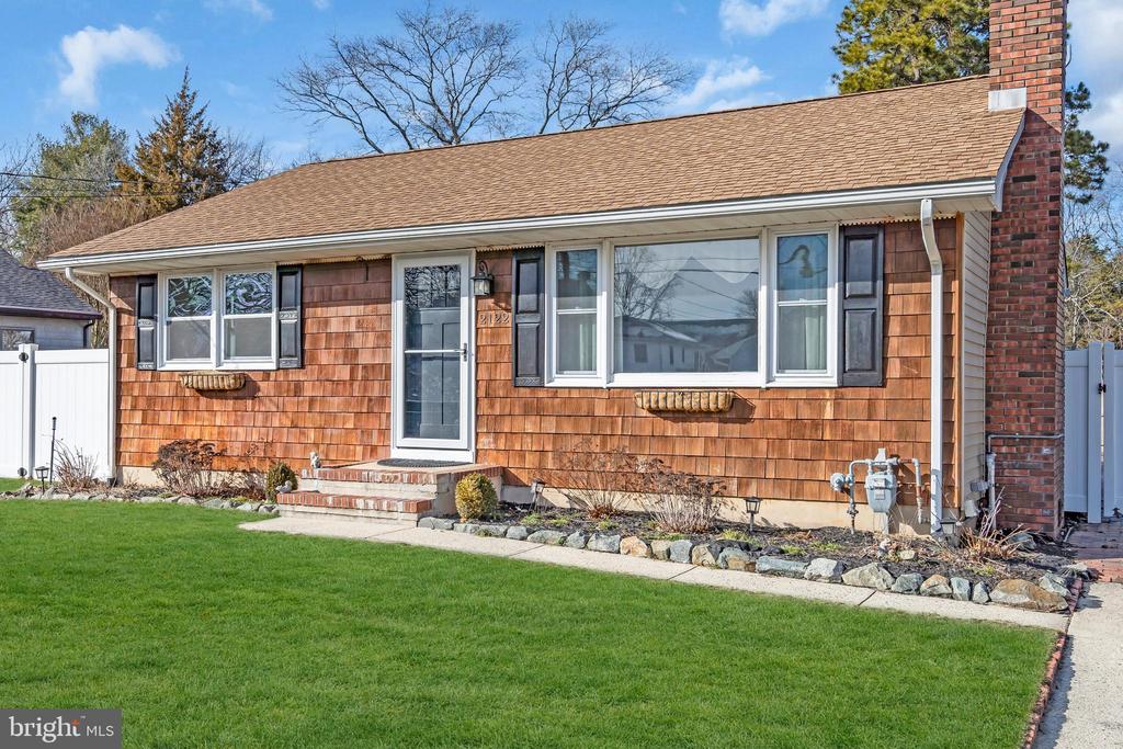 2122 Pineview Rd