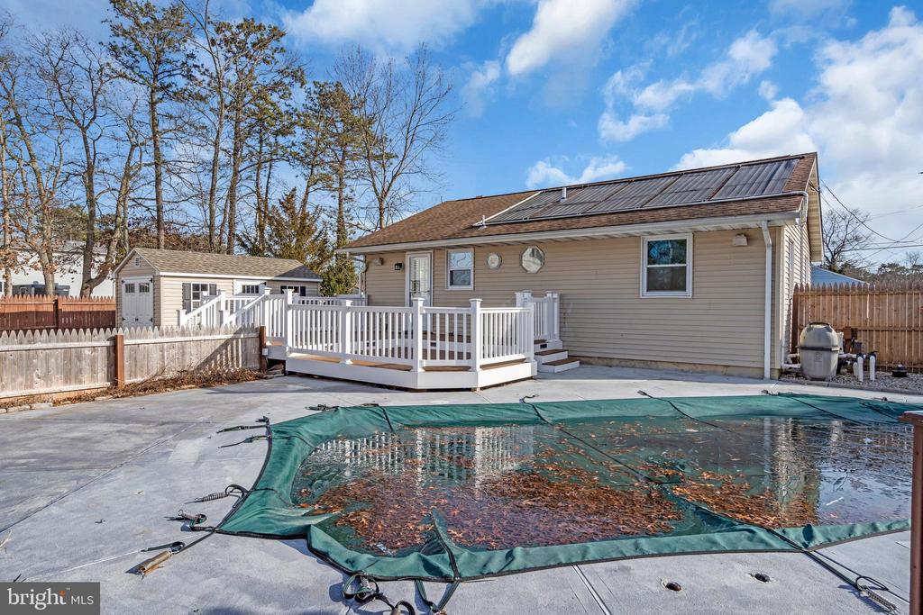 2122 Pineview Rd