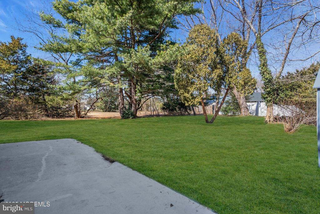 16 Catskill Ct