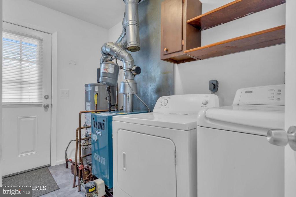 16 Catskill Ct