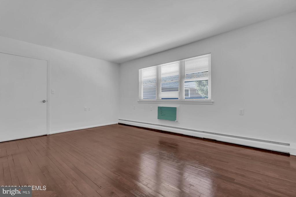 16 Catskill Ct