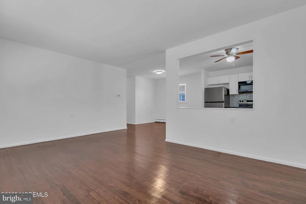 16 Catskill Ct