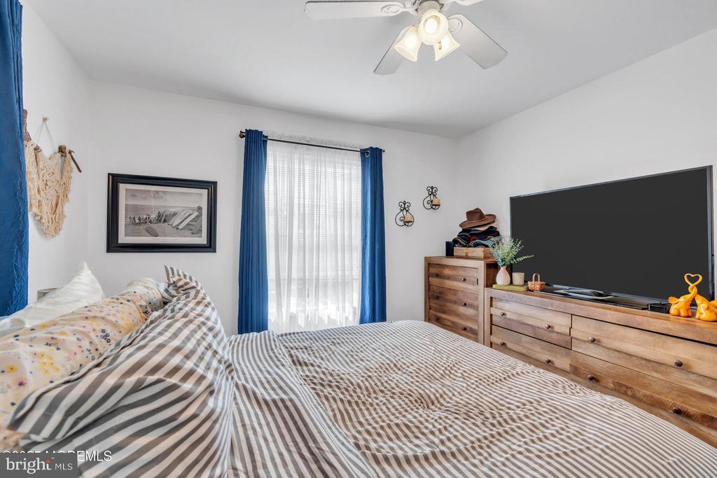 541 Parker Ave