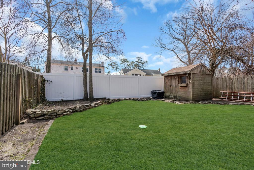541 Parker Ave