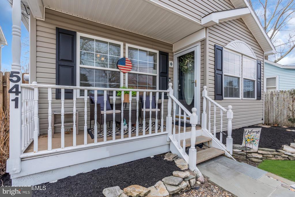 541 Parker Ave