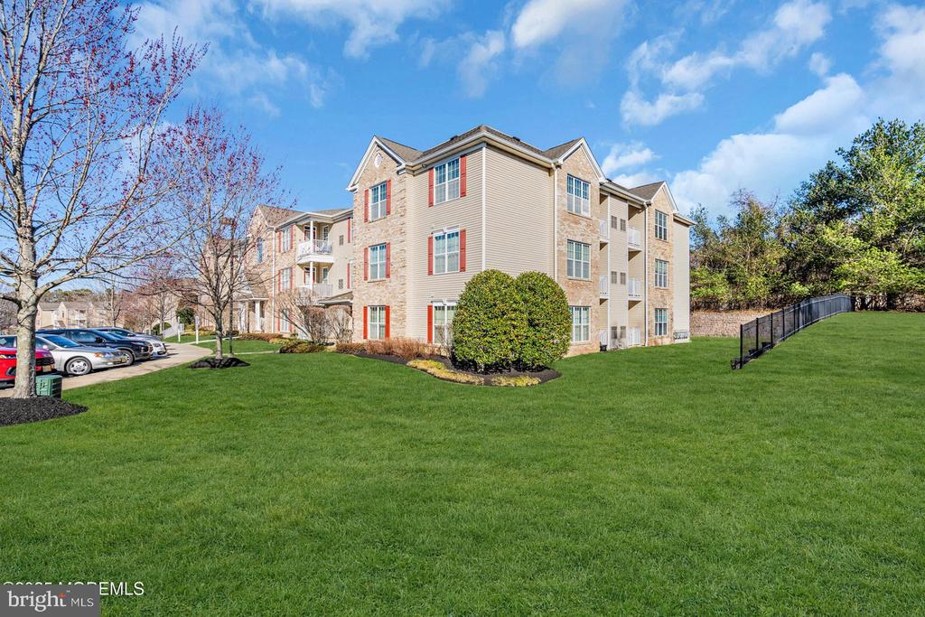 329 Sophee Ln