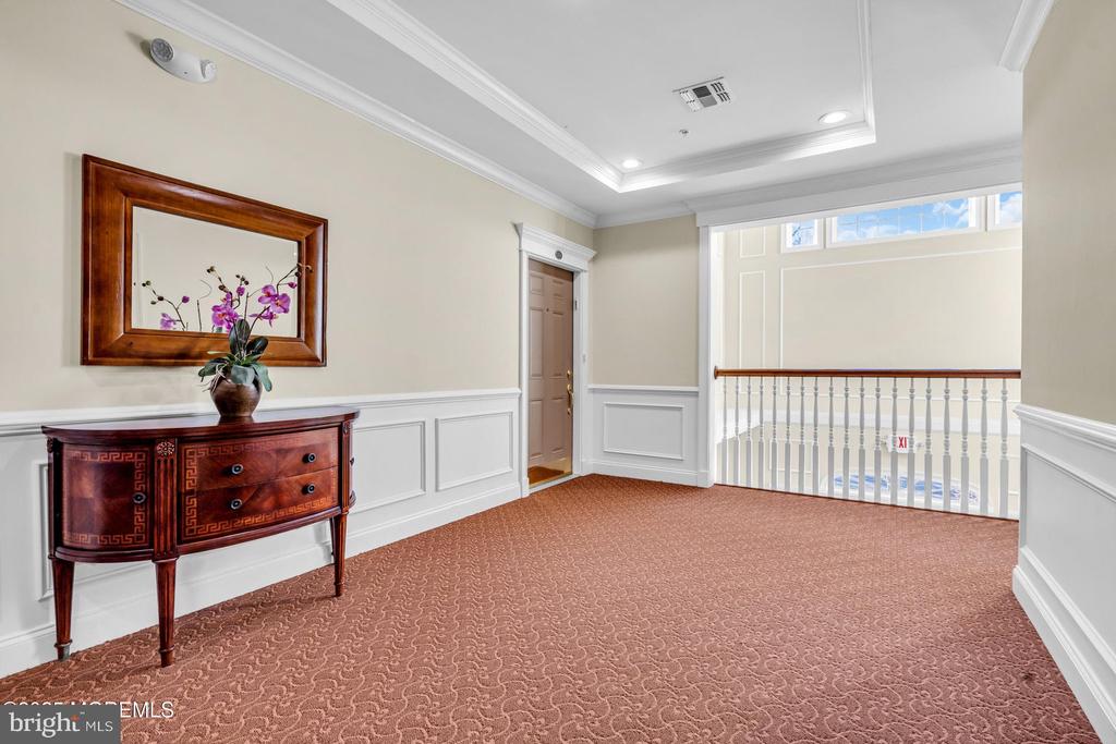 329 Sophee Ln