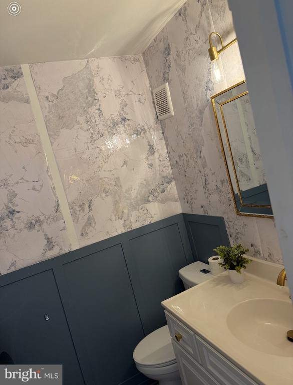 1b Opal Ct