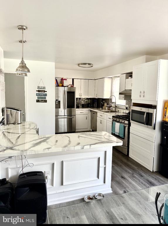 1b Opal Ct